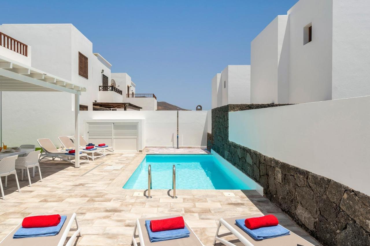 Villa Omura By Villa Plus Playa Blanca  Exterior photo